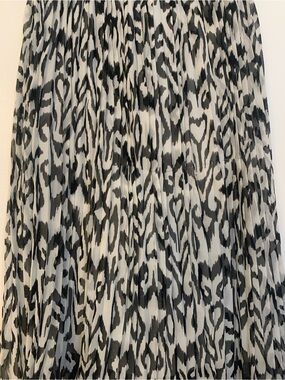 ME Makeover Essentials Black and White Animal Print Skater Skirt